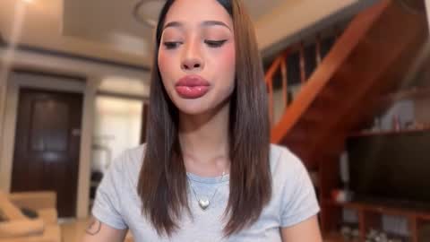 kirstenelsie online show from 5, 2, 2026