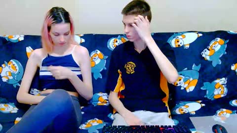 Ivy and Lester online show from 4, 12, 2025