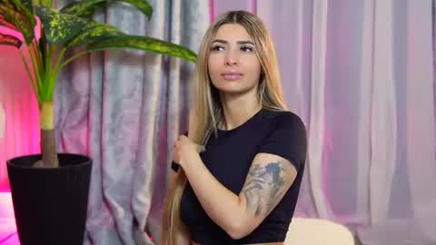 Snapshot of ivy_myaa chatting on 29, 6, 2026 Ivy Myaa online show from 29, 6, 2026