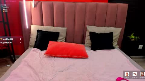 Snapshot of ivydainty chatting on 1, 5, 2026 Ivy online show from 1, 5, 2026