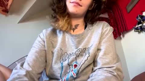 IVY DEVILL online show from 3, 6, 2026