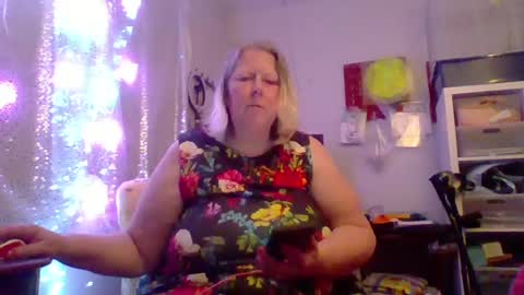 ivyjane3522 online show from 30, 6, 2026