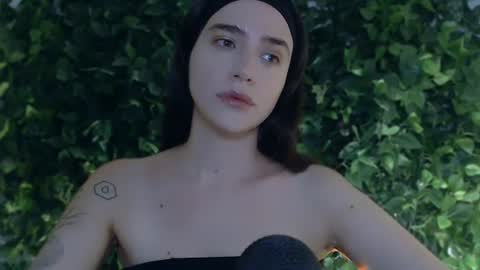 Miss Ivy online show from 10, 7, 2026