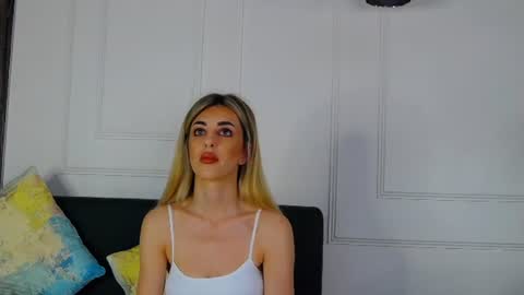 IvyLustt online show from 25, 6, 2026