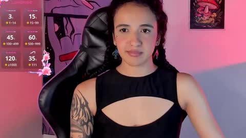 Camila online show from 25, 1, 2025