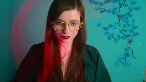 Ivy online show from 14, 4, 2026