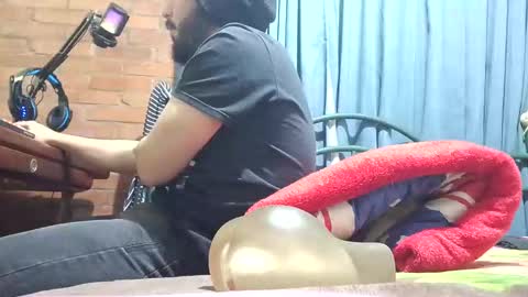 iwanturarse online show from 3, 10, 2025