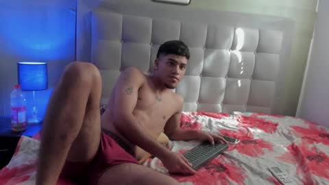 izaack online show from 13, 12, 2024