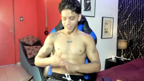 izaack online show from 24, 4, 2026