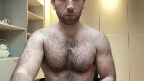 Izylduur online show from 5, 12, 2024