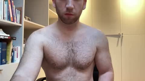 Izylduur online show from 8, 1, 2025