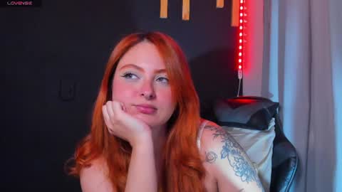 hot izys online show from 25, 7, 2026