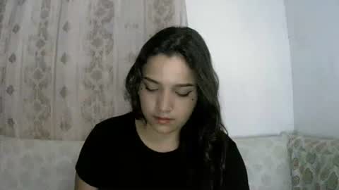 izzy_32 online show from 10, 2, 2026