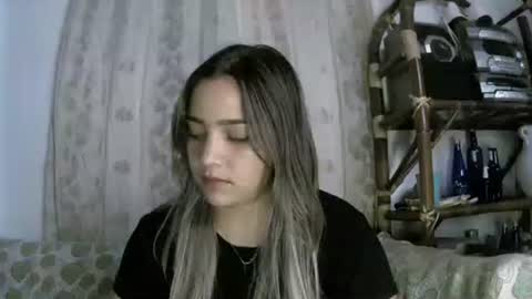 izzy_32 online show from 29, 4, 2026