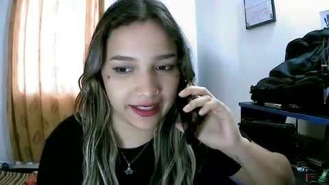 izzy_32 online show from 14, 7, 2026