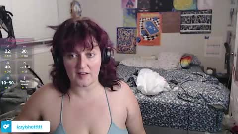 Snapshot of izzyishottttt chatting on 20, 11, 2025 izzyishottttt online show from 20, 11, 2025