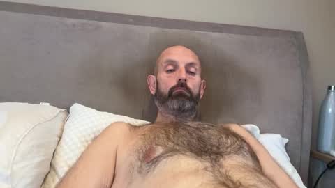 Snapshot of izzysboytoy1 chatting on 24, 2, 2026 izzysboytoy1 online show from 24, 2, 2026