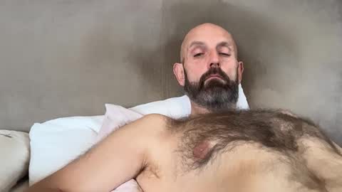 Snapshot of izzysboytoy1 chatting on 28, 2, 2026 izzysboytoy1 online show from 28, 2, 2026