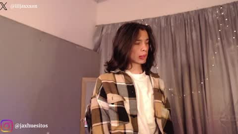 Hey im Jaxxxon check my info     online show from 30, 4, 2026