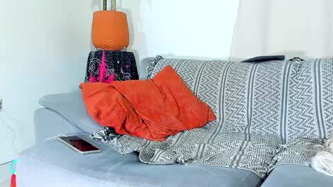 Calix  Independient model Insta and twt Calixsnake online show from 10, 12, 2024