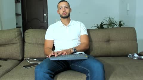 Calix  Independient model Insta and twt Calixsnake online show from 1, 1, 2025