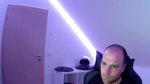 here4y online show from 7, 4, 2026