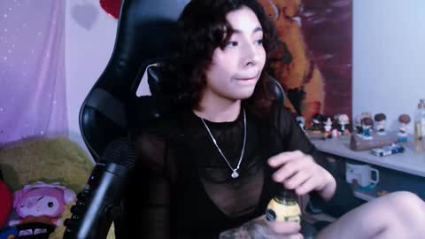 jade 18  online show from 30, 11, 2025