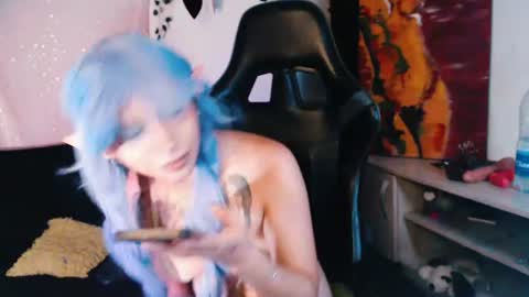 jade 18  online show from 9, 8, 2026