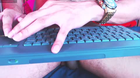 Snapshot of jack_bravo1 chatting on 22, 12, 2024 online show from 22, 12, 2024