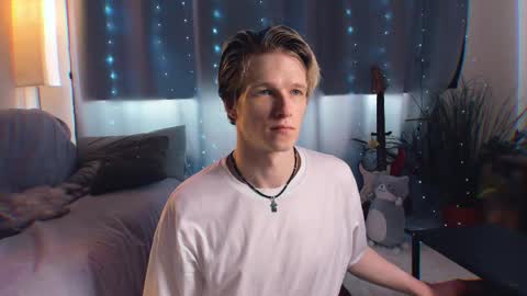 Snapshot of jack_frozt chatting on 13, 5, 2026 brestonsweet online show from 13, 5, 2026