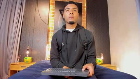 Jack and Joes online show from 3, 12, 2025