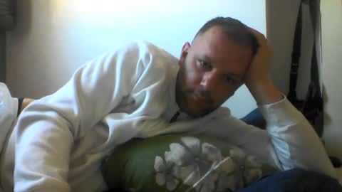 Snapshot of jackggj chatting on 27, 3, 2026 jackggj online show from 27, 3, 2026