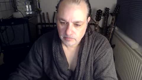 Jack independent model  online show from 15, 3, 2026