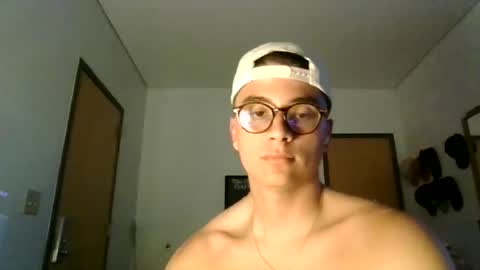 Snapshot of jackstrongof chatting on 12, 6, 2026 ImZacharyTyler online show from 12, 6, 2026
