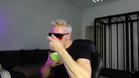 JACOB DEVON online show from 10, 9, 2025