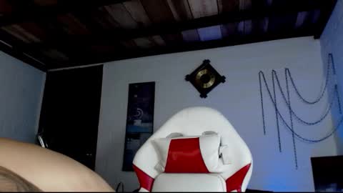 Michael Caicedo online show from 6, 3, 2025