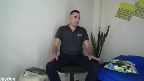 Jacob And Jayden online show from 8, 9, 2025