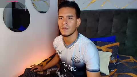Jacob Wolf online show from 4, 7, 2026
