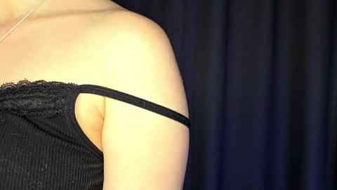 Sofia online show from 15, 4, 2026