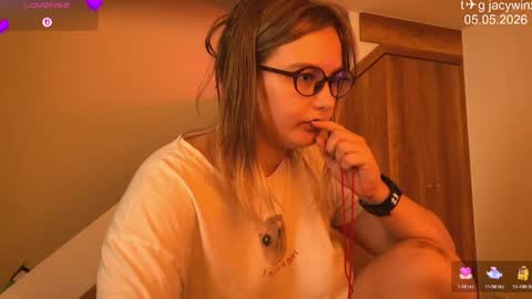 Snapshot of jacywinslat chatting on 5, 5, 2026 jacywinslat online show from 5, 5, 2026