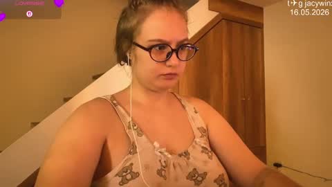 Snapshot of jacywinslat chatting on 16, 5, 2026 jacywinslat online show from 16, 5, 2026