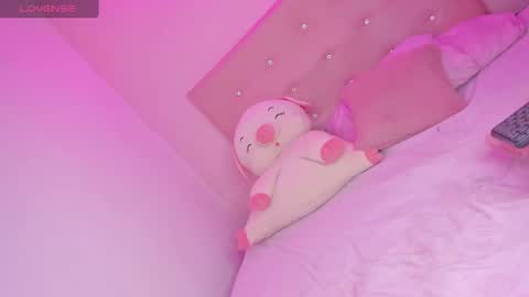 Snapshot of jaddy_lol chatting on 23, 2, 2025 Vanniall online show from 23, 2, 2025