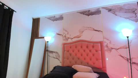 Jade  online show from 14, 4, 2026