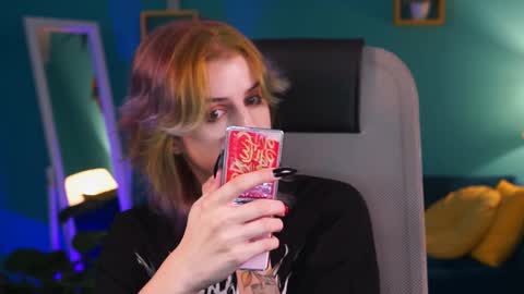 jade_castle online show from 5, 2, 2025