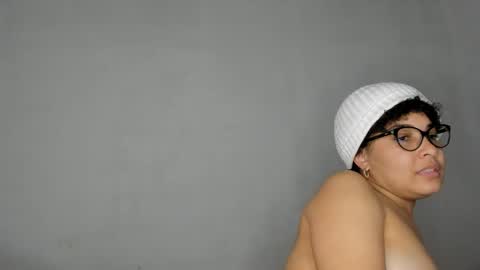 Snapshot of jade_dorthini chatting on 16, 11, 2025 Jadeleidy Dorthini online show from 16, 11, 2025