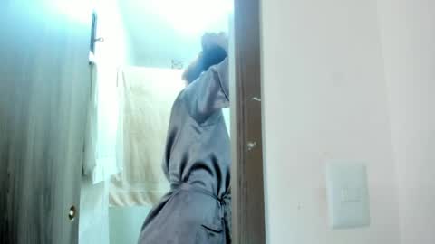 Jade smile online show from 25, 4, 2026