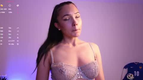 Jade Paris online show from 15, 6, 2026