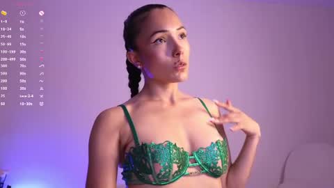 Jade Paris online show from 21, 7, 2026