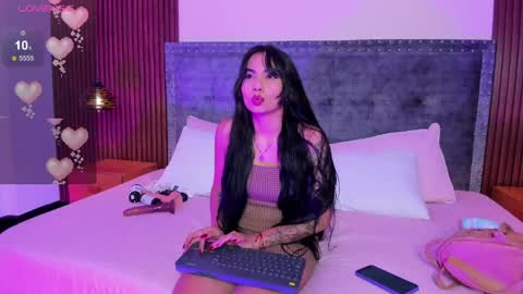 Snapshot of jade_scarllet chatting on 3, 5, 2026 karlla scarlet online show from 3, 5, 2026