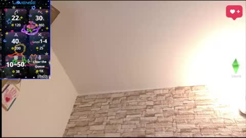 jade white  online show from 23, 4, 2026